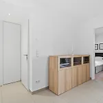 Modern 1-Br Apartment With Balcony In Cessange