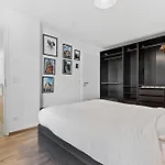 Modern 1-Br Apartment With Balcony In Cessange