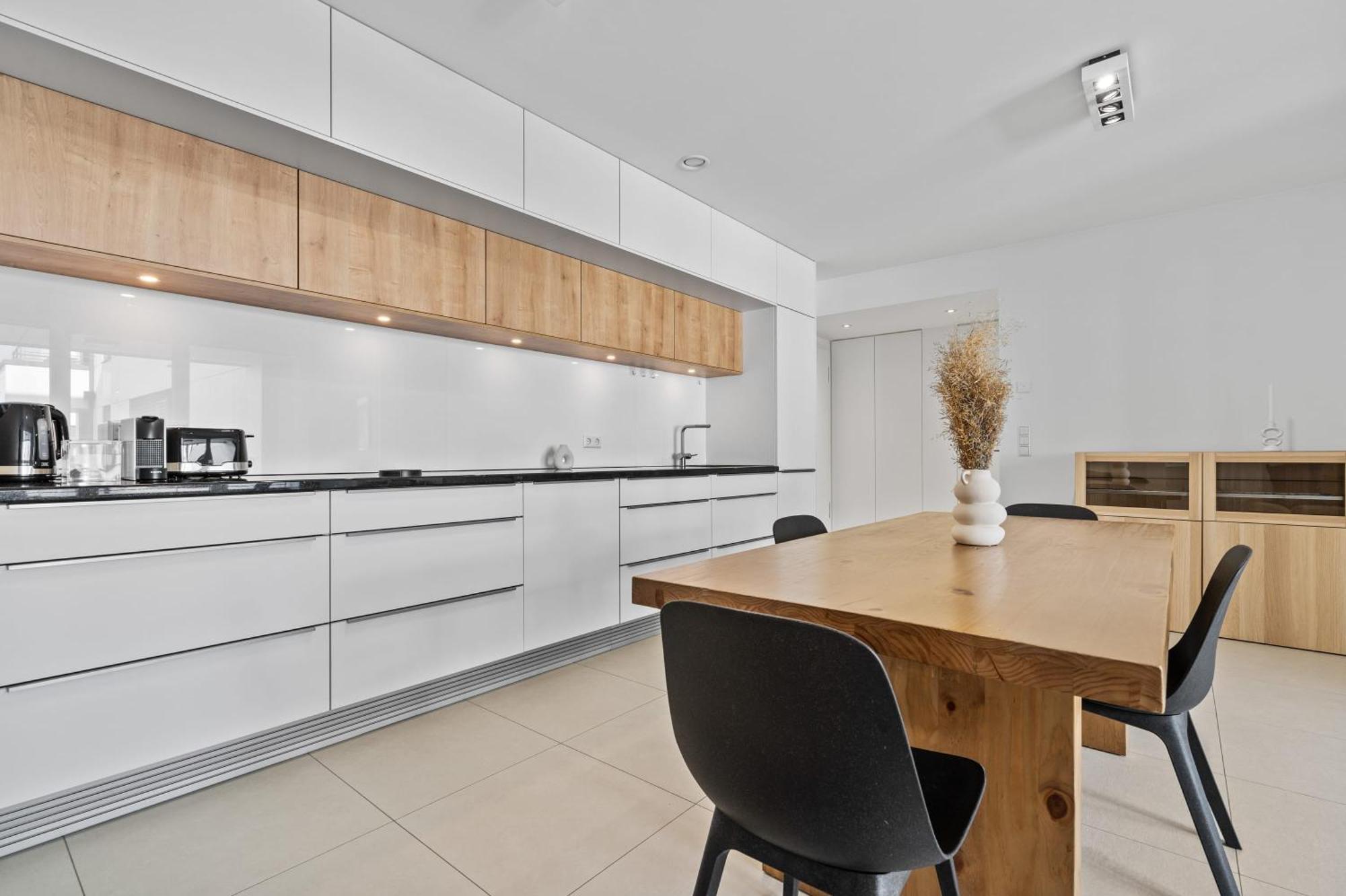Modern 1-br With Balcony In Cessange Appartement