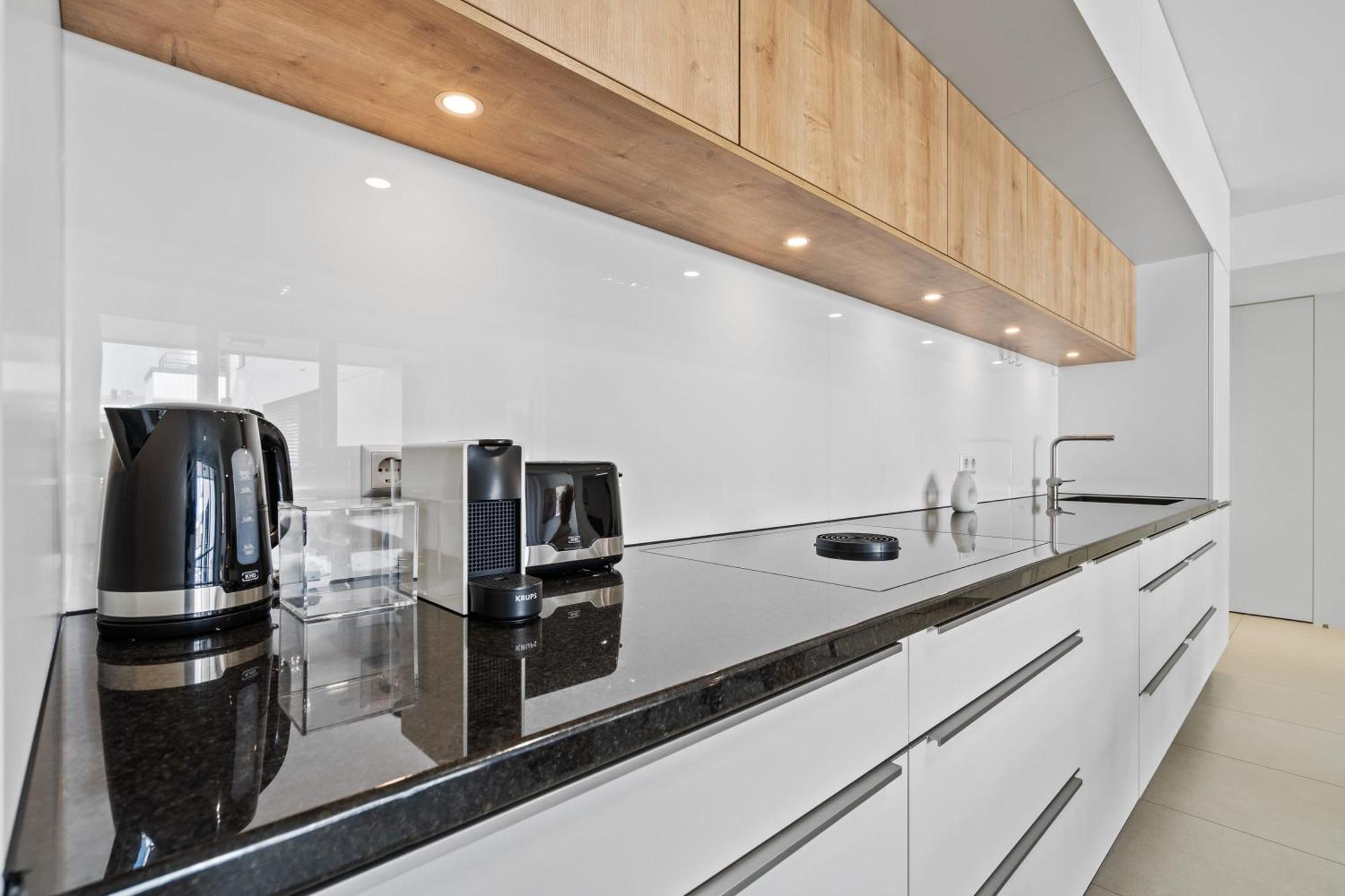 Modern 1-br With Balcony In Cessange Appartement