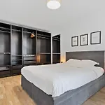 Modern 1-Br Apartment With Balcony In Cessange