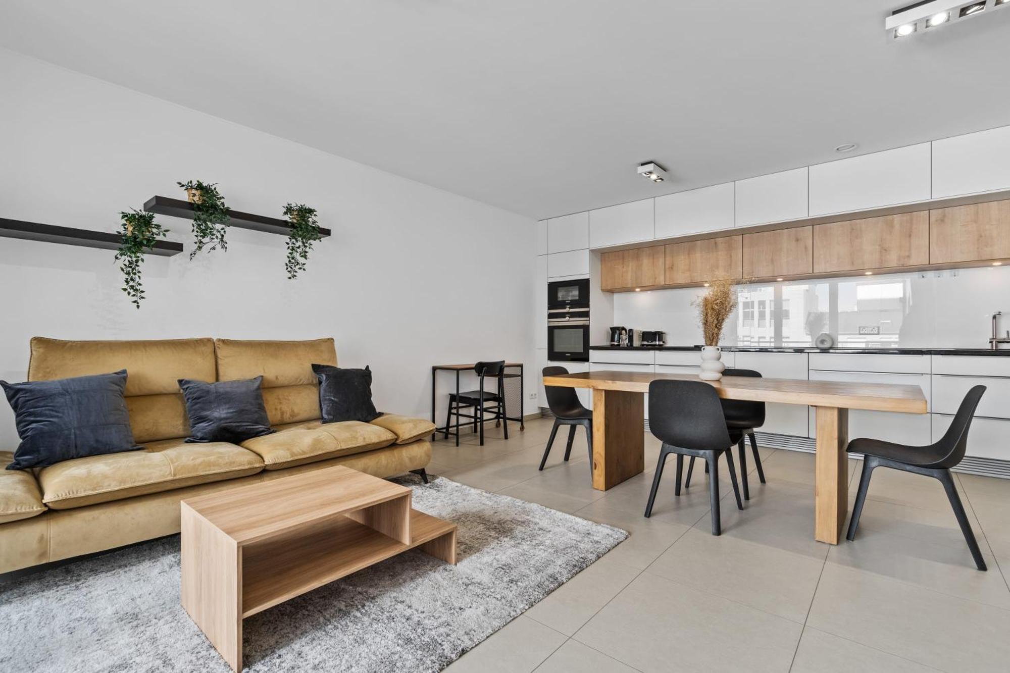 Modern 1-br With Balcony In Cessange Luxemburg